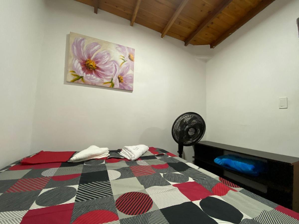 Apartamentos Excelente Ubicacion Medellín Buitenkant foto