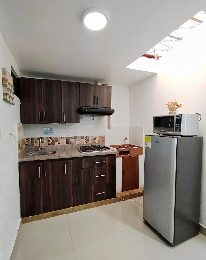 Apartamentos Excelente Ubicacion Medellín Buitenkant foto