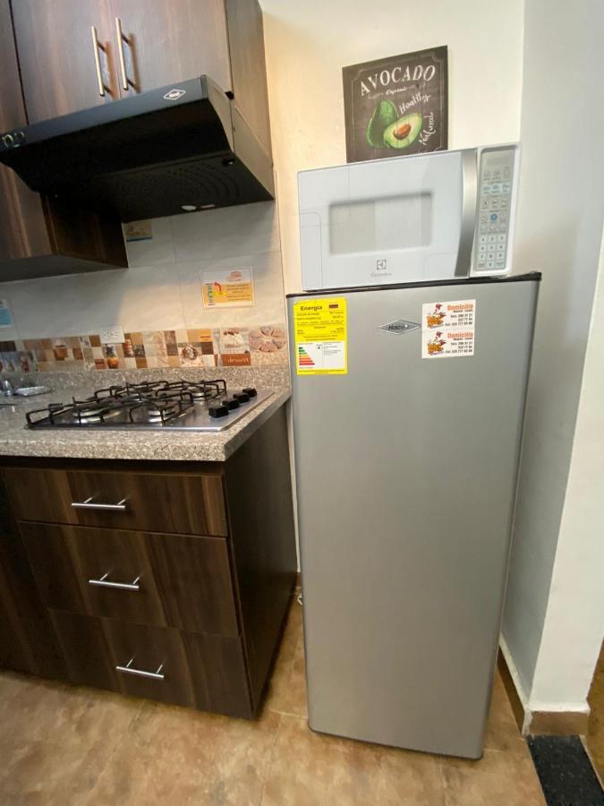 Apartamentos Excelente Ubicacion Medellín Buitenkant foto