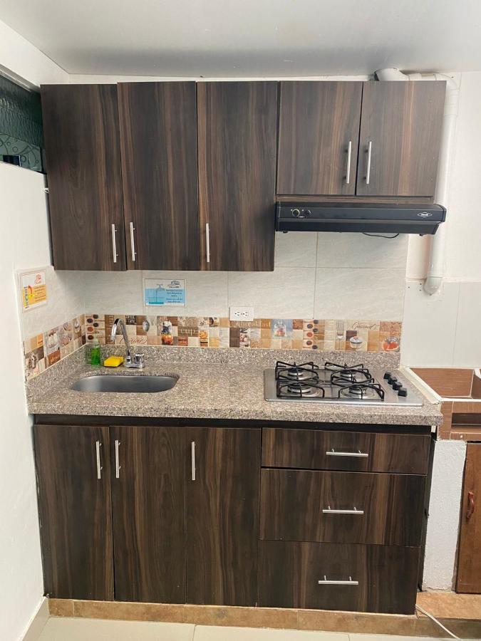 Apartamentos Excelente Ubicacion Medellín Buitenkant foto