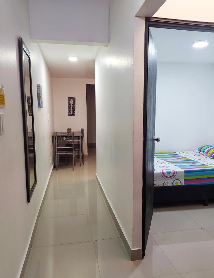 Apartamentos Excelente Ubicacion Medellín Buitenkant foto